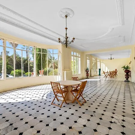 Appartement Le Louvre - Parking Gratuit - - Studette Menton