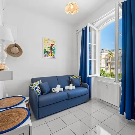 Le Louvre - Parking Gratuit - - Studette Apartmán